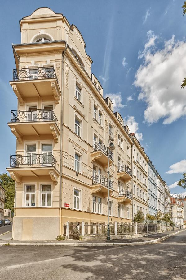 Lyra Apartments Karlovy Vary Exterior foto